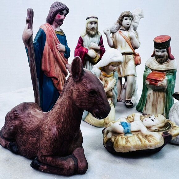 Vintage Hand-Painted Ceramic Nativity Scene Set Of 8 Figurines Holy Family Faith - Picture 5 of 8
